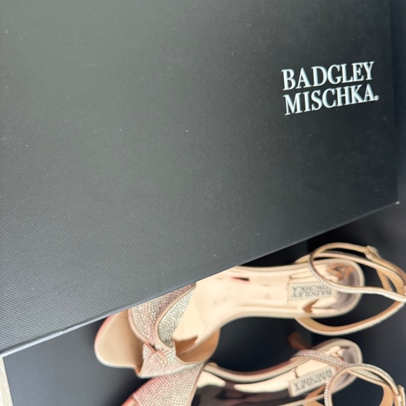 Badgley Mischka Women's Nude Remi Kitten Evening Heel Sandals, NEW pick size - Picture 5 of 9